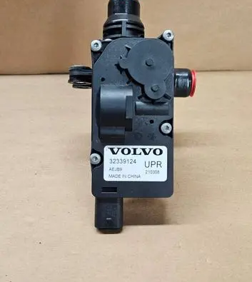Volvo C40 Coolant heater control valve 31686801 32339142