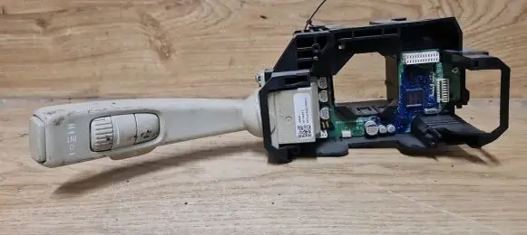 Volvo S80 Wiper control stalk 30739853