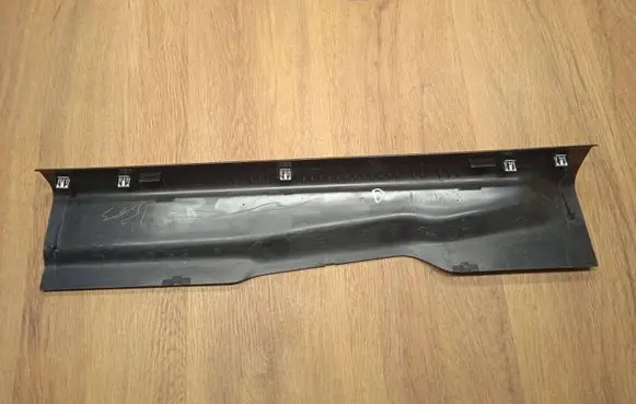 Ford Mustang VI Front sill trim cover FR3B6313200