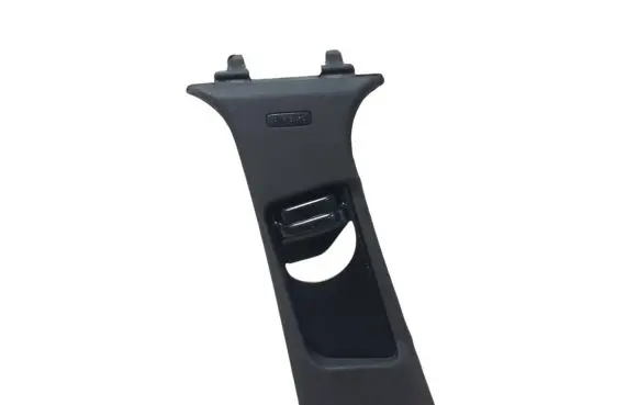 Mercedes-Benz C W204 (B) pillar trim (top) A2048600130