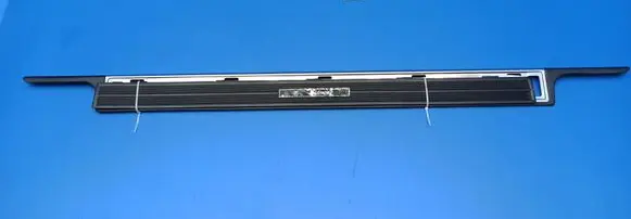 Cadillac Eldorado Side skirt front trim 20557576