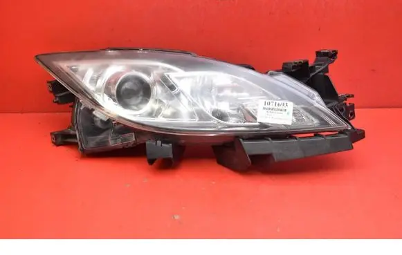 Mazda 6 Headlight/headlamp GS1F51030