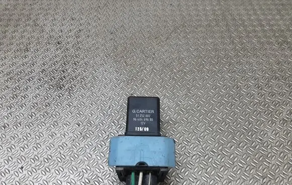 Citroen C4 I Glow plug pre-heat relay 51252002