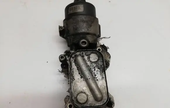 Suzuki Swift I Oil filter mounting bracket 55197216