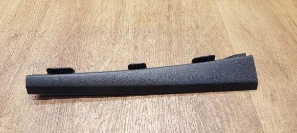 Dashboard side end trim