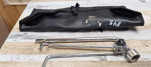 Toyota Auris 150 Tool set 