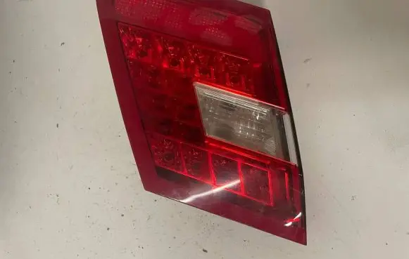 Mercedes-Benz E W212 Tailgate rear/tail lights A2128200764 483501