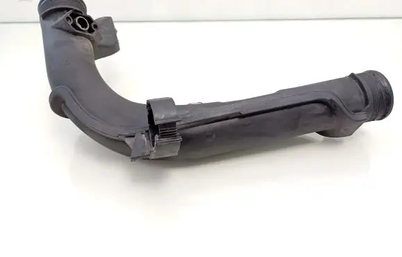 Audi A3 S3 A3 Sportback 8P Intercooler hose/pipe 1K0145770AE