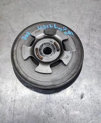 Mercedes-Benz E W212 Crankshaft pulley A6420302003