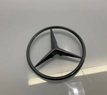 Mercedes-Benz E W211 Manufacturers badge/model letters A2117580058 2117580058