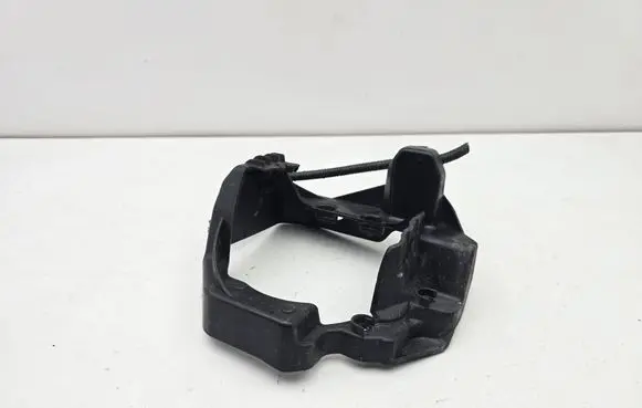 Lexus CT 200H Fog light bracket 5212576030