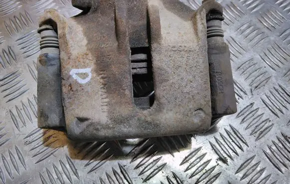 Renault Megane II Front brake caliper