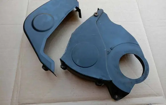 Volkswagen Polo IV 9N3 Timing belt guard (cover) 036109121L