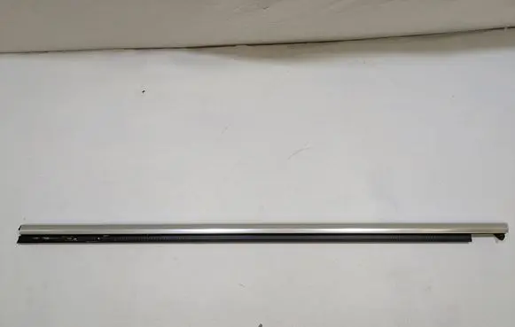 BMW i5 G60 Front door trim (molding) 5A19D53
