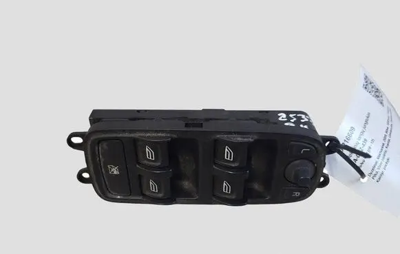 Volvo V50 Electric window control switch 30773210
