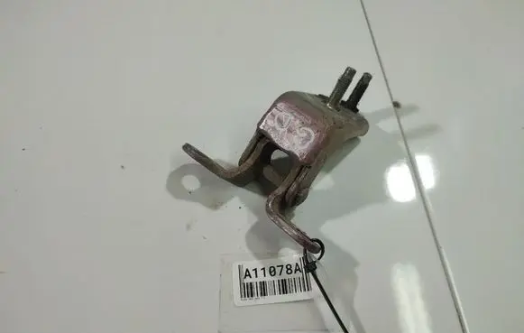 Honda Jazz Rear door lower hinge 