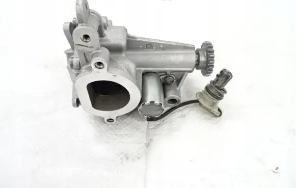 Renault Captur II Oil pump 150126230R