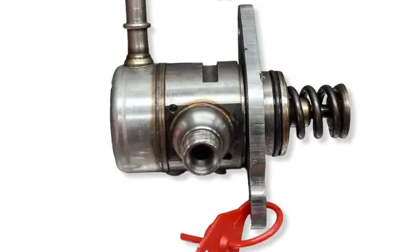 Peugeot 3008 II Mechanical fuel pump S27635781 9812133780