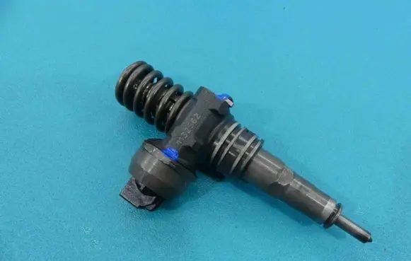 Seat Ibiza III (6L) Fuel injector 0414720035 IMPRK1132562