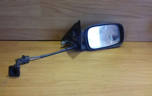 Volkswagen PASSAT B3 Manual wing mirror E10017273