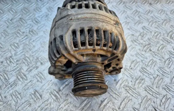Volkswagen Caddy Generator/alternator 06F903023F
