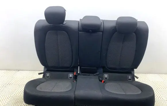 BMW 2 F45 Second row seats