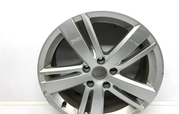 Volkswagen Sharan R17 alloy rim 7N0601025J CMS6612