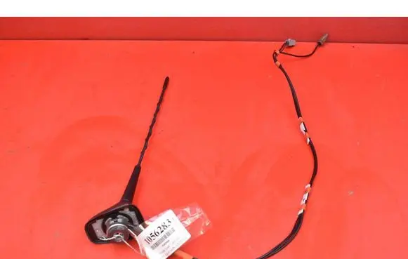 Nissan Leaf I (ZE0) Aerial GPS antenna 