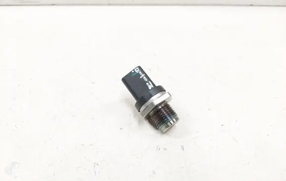 Mitsubishi Outlander Fuel pressure sensor 9654762880