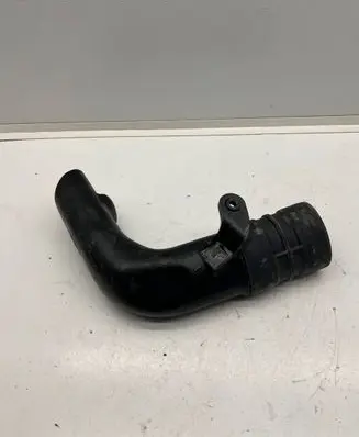 Renault Megane III Air intake duct part 8200923144 1036705S01