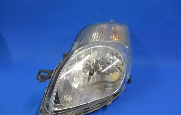 Toyota Yaris Headlight/headlamp 811500D350 89902768
