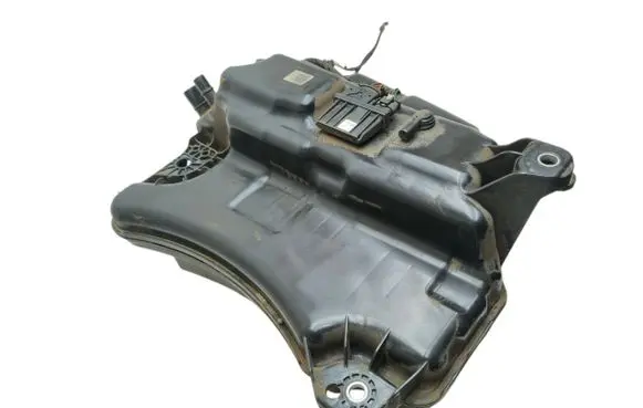 Volkswagen Golf VII AdBlue liquid reservoir 5Q0131877F 341547068