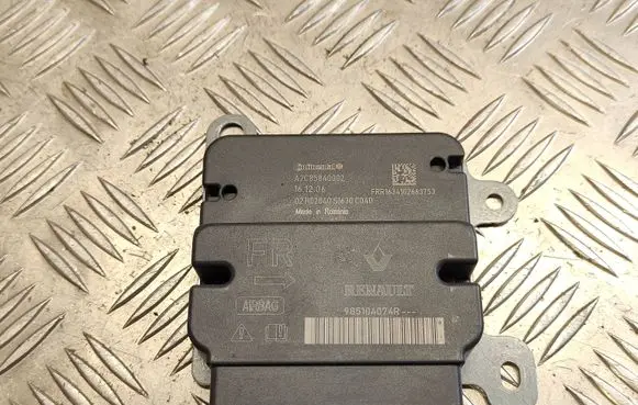Renault Zoe Airbag control unit/module 985104074R