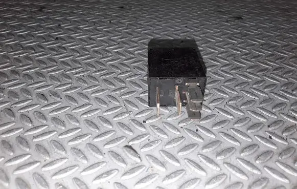 Volvo S60 Other relay 9441161