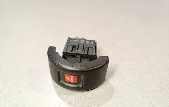 Opel Astra G Hazard light switch 09131728 09133059