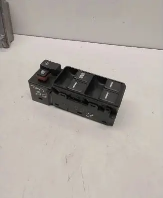 Honda Accord Electric window control switch C8h-hh2am-f90