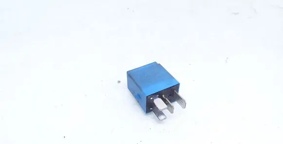 Nissan Navara D40 Combustion relay 4RA007813 252309F920