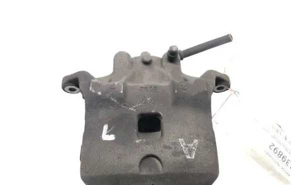 Nissan Sentra B16 Front brake caliper 