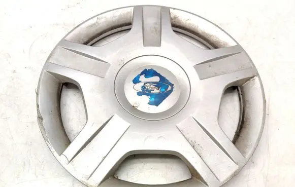Ford Focus R14 wheel hub/cap/trim 2S611130 3051011