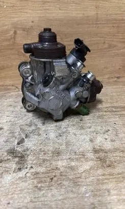 Volvo S60 Fuel injection high pressure pump 0445010618 31272896