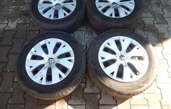 R16 alloy rim