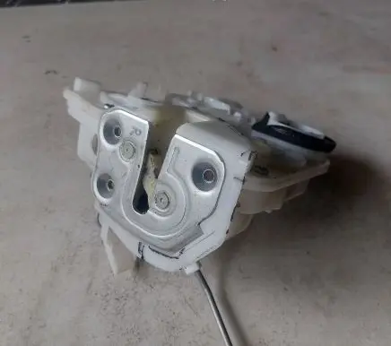 Mazda 6 Front door lock