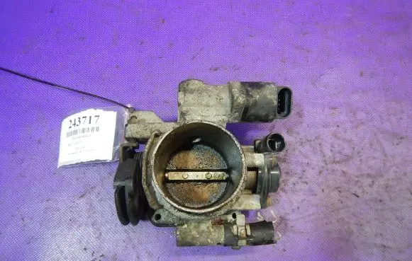 Opel Vectra B Throttle body valve 