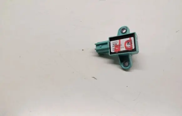 Audi A4 S4 B8 8K Airbag deployment crash/impact sensor 8K0955557C 5WK4380903