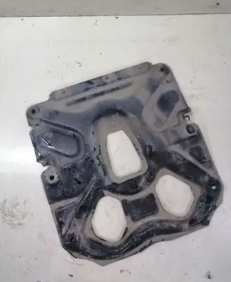 Mazda MX-5 ND Engine splash shield/under tray k6805
