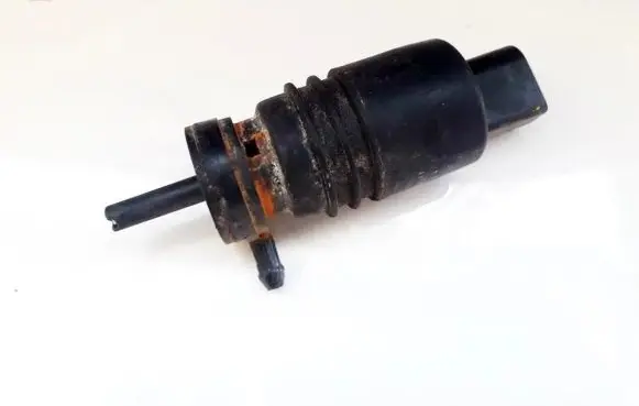 BMW 3 E46 Windscreen/windshield washer pump 8362154