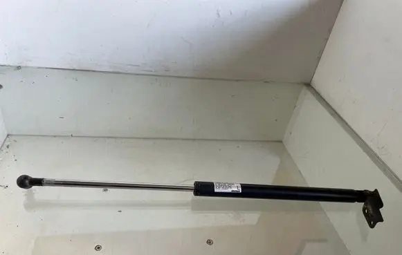 Subaru Forester SH Tailgate/trunk strut/damper 0E25