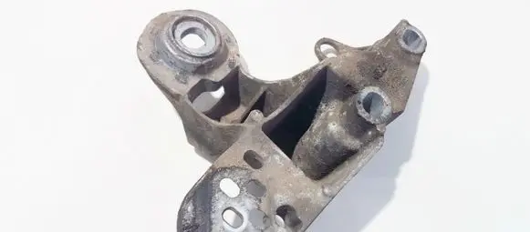 Audi A6 S6 C5 4B Engine mounting bracket 4b0199351b