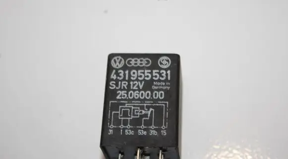 Audi A4 S4 B5 8D Other relay 431955531