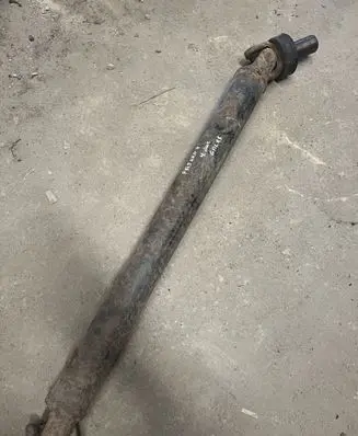 Mitsubishi Pajero Rear driveshaft/prop shaft 
